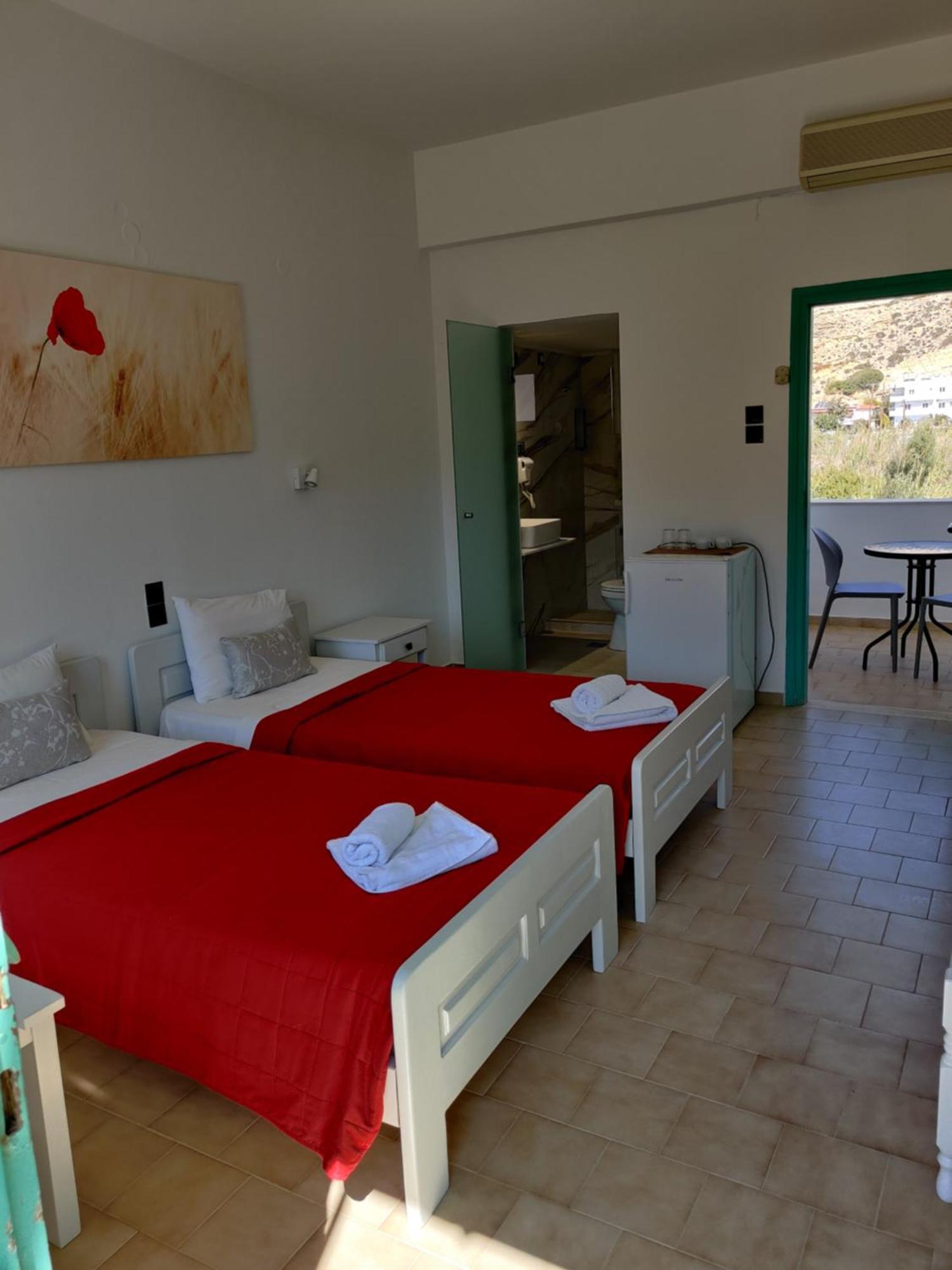 Dimitris Villa Hotel 마탈라 외부 사진