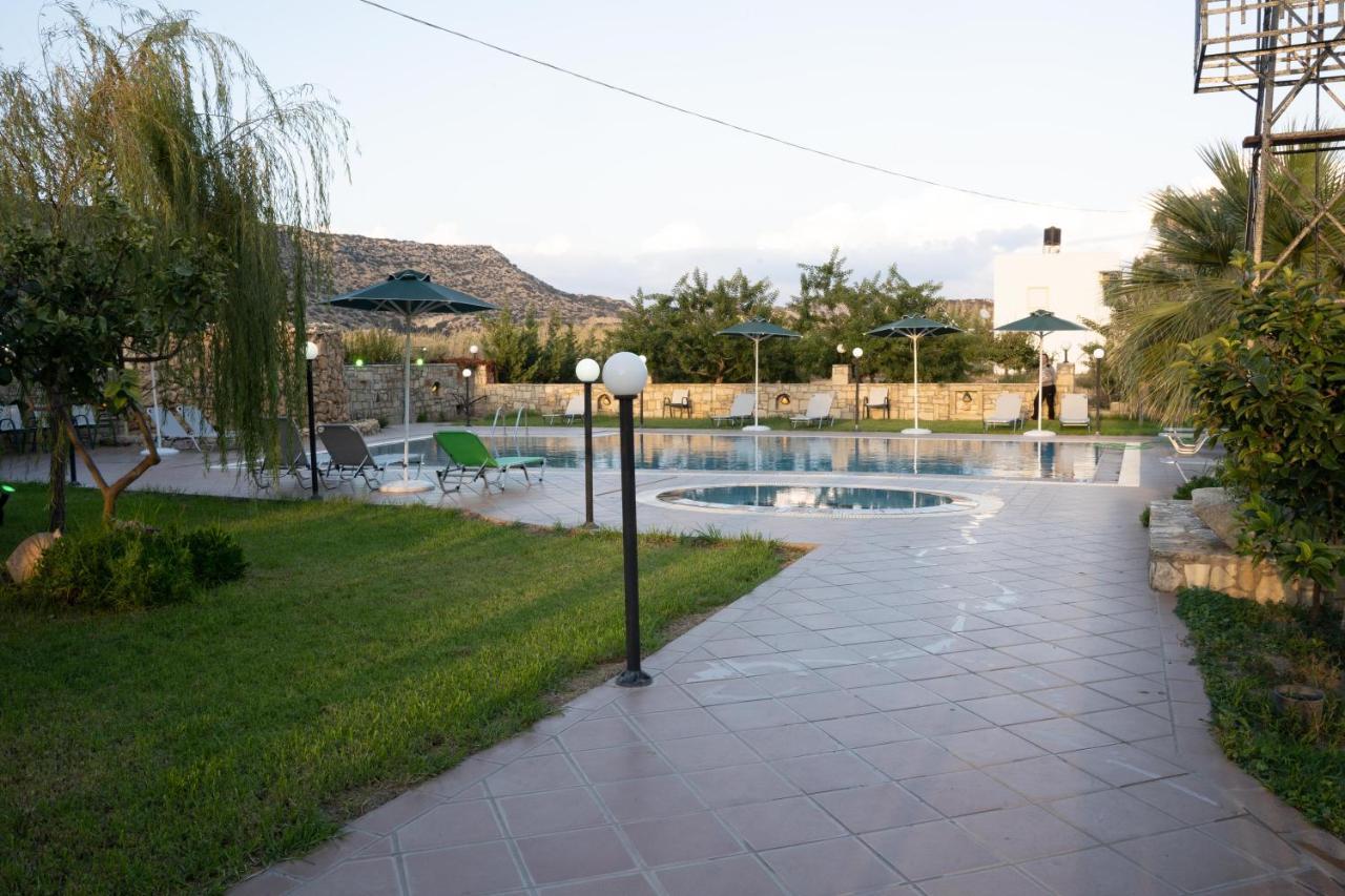 Dimitris Villa Hotel 마탈라 외부 사진